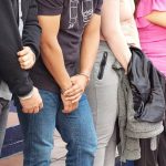 Así operaba red vinculada a Los Choneros que movió más de $ 1.700 millones entre empresas de servicios, según ministro del Interior